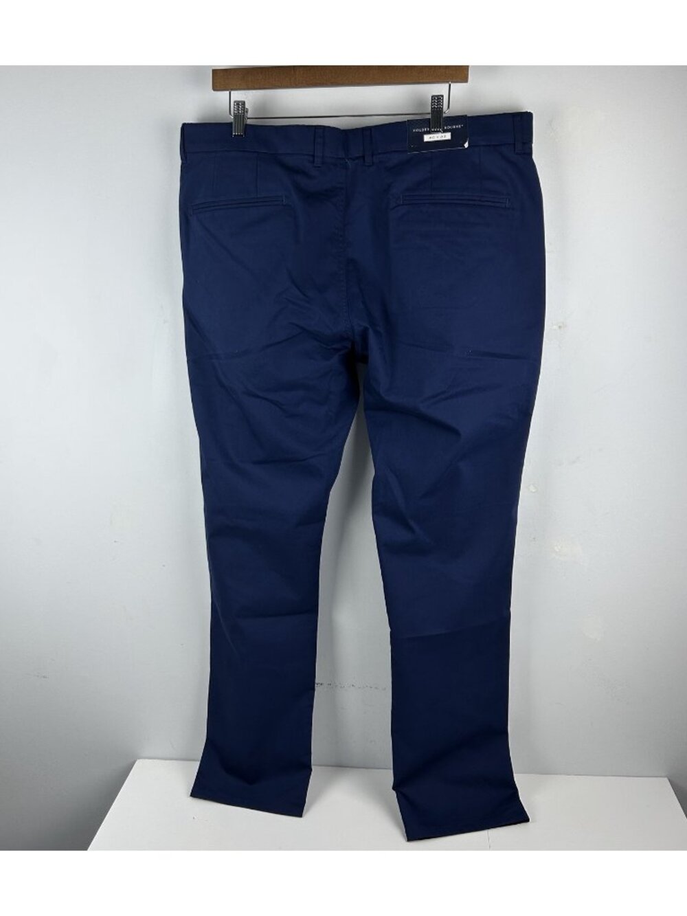 NWT Holderness & Bourne Mens Pants Tailored Fit Golf Performance Blue 40x32